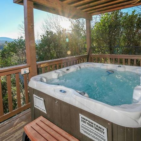 The Song Bird Villa Gatlinburg Exterior photo